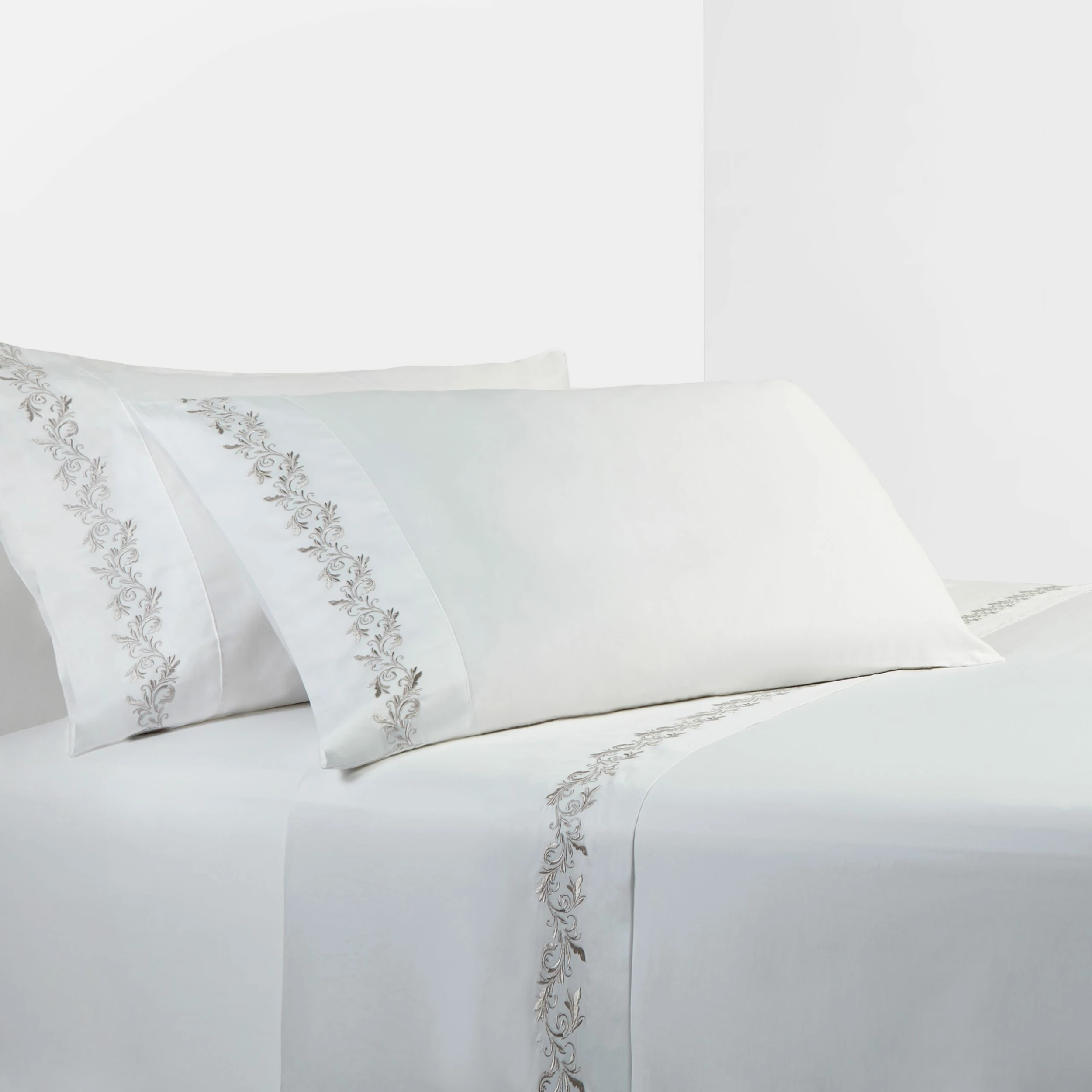 Buy β HiEnd Accents 350 TC White Sheet Set With Gray Scroll Embroidery π 3 Buy β HiEnd Accents 350 TC White Sheet Set With Gray Scroll Embroidery π