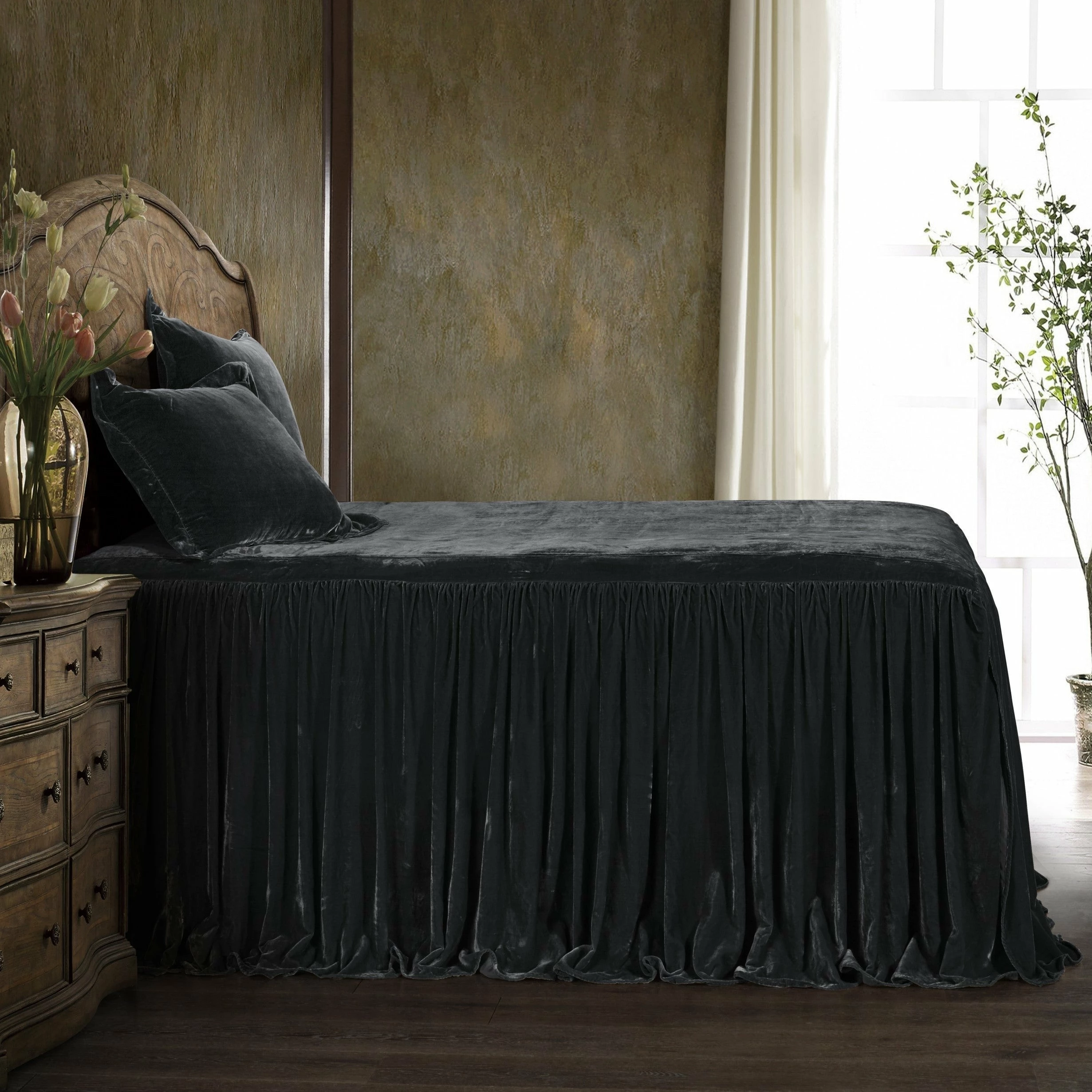 Top 10 โ๏ธ HiEnd Accents Stella Faux Silk Velvet Bedspread Set, 3PC Black ๐ 11 Top 10 โ๏ธ HiEnd Accents Stella Faux Silk Velvet Bedspread Set, 3PC Black ๐ - Image 9
