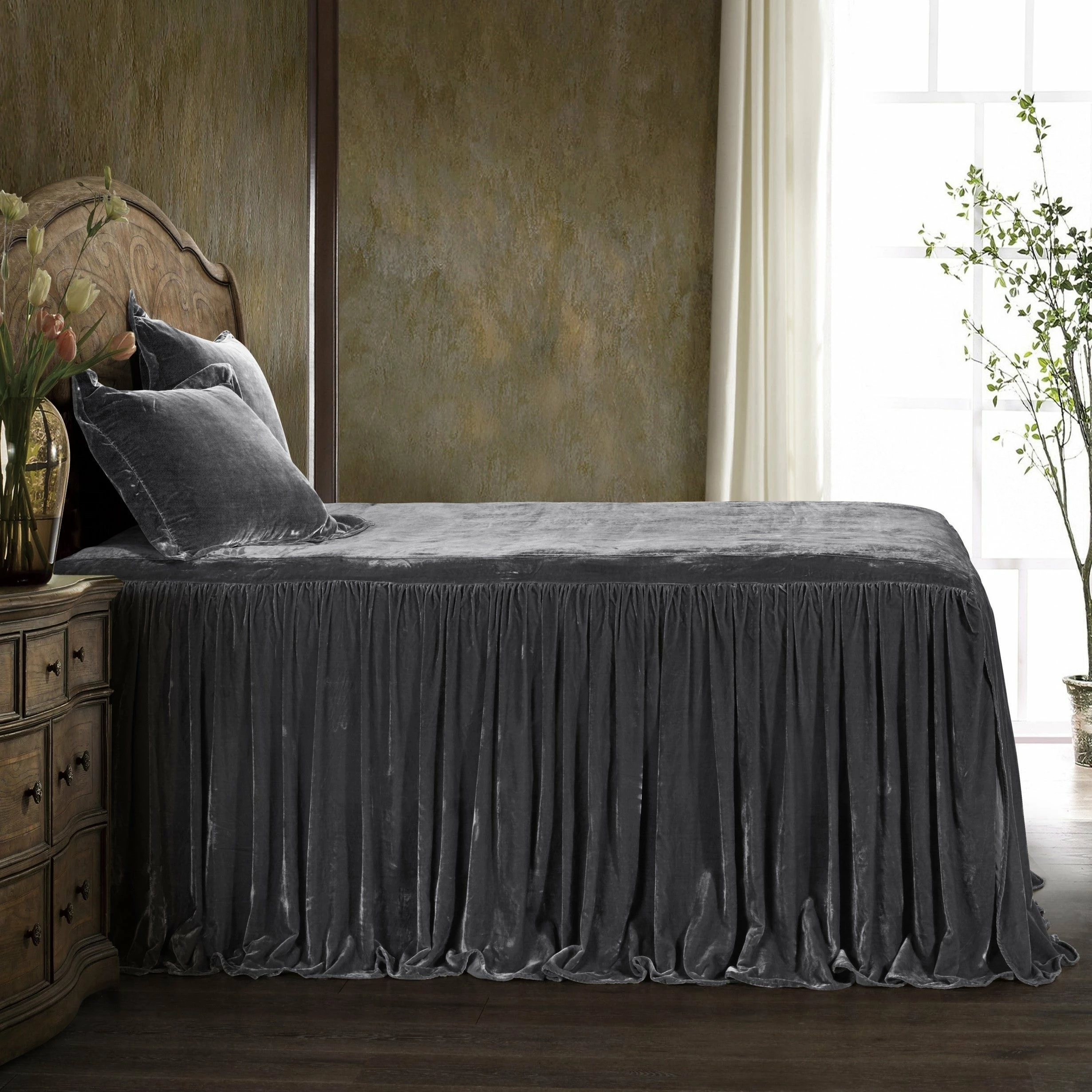 Top 10 โ๏ธ HiEnd Accents Stella Faux Silk Velvet Bedspread Set, 3PC Black ๐ 15 Top 10 โ๏ธ HiEnd Accents Stella Faux Silk Velvet Bedspread Set, 3PC Black ๐ - Image 13