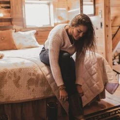 Outlet 🧨 HiEnd Accents Stella Faux Silk Velvet Double Box Stitch Throw, 50"x60" Green Ochre 🔥 -HiEnd Accents shop HiEnd Accents Stella Faux Silk Velvet Double Box Stitch Throw2C 5022x6022 14